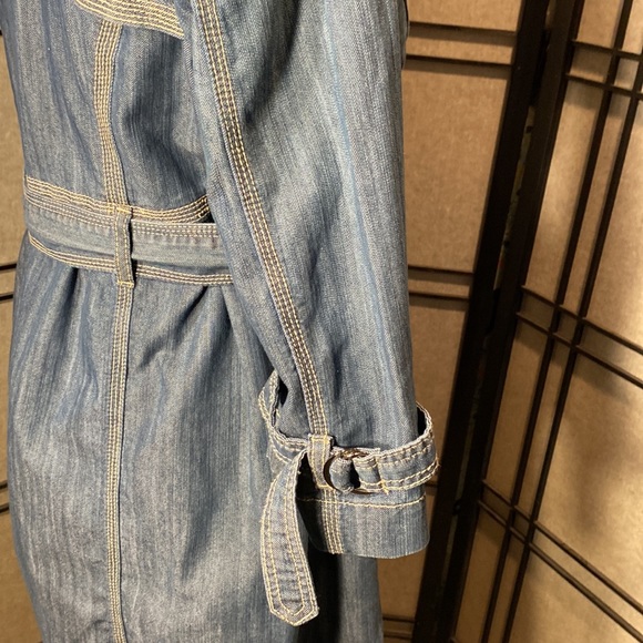 Christopher & Banks jean overcoat- Size large - Picture 6 of 13